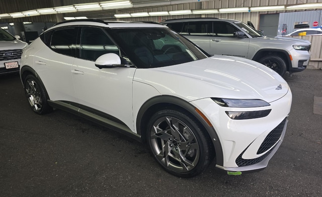 Used 2023 GENESIS GV60 Performance with VIN KMUKEDTB7PU008160 for sale in Huntley, IL