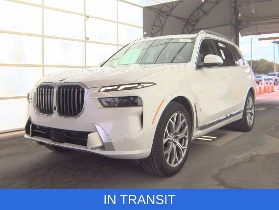 2025 BMW X7 xDrive40i's photo
