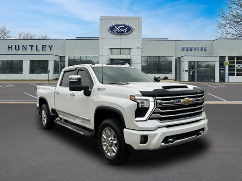 Used 2024 Chevrolet Silverado 2500HD High Country Truck