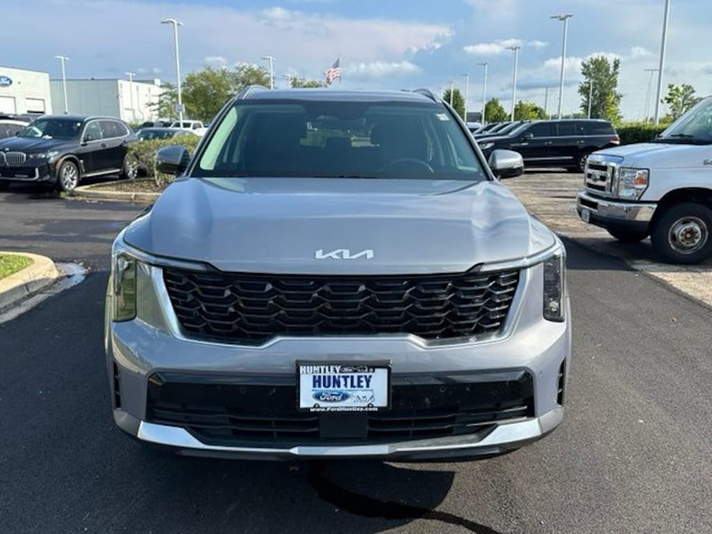 Used 2025 Kia Sorento S SUV