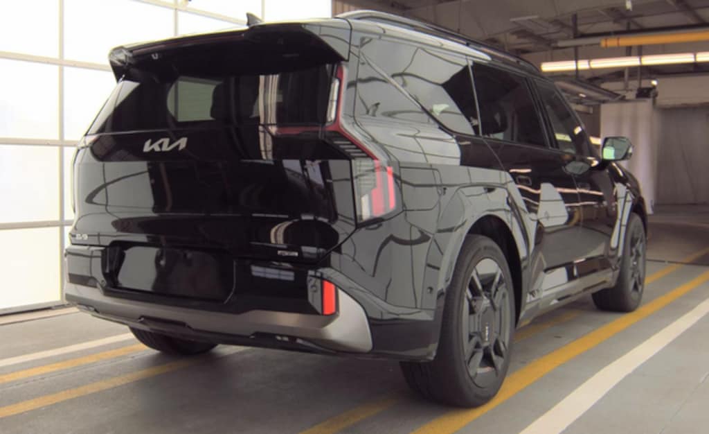 Used 2024 Kia EV9 GT-Line SUV
