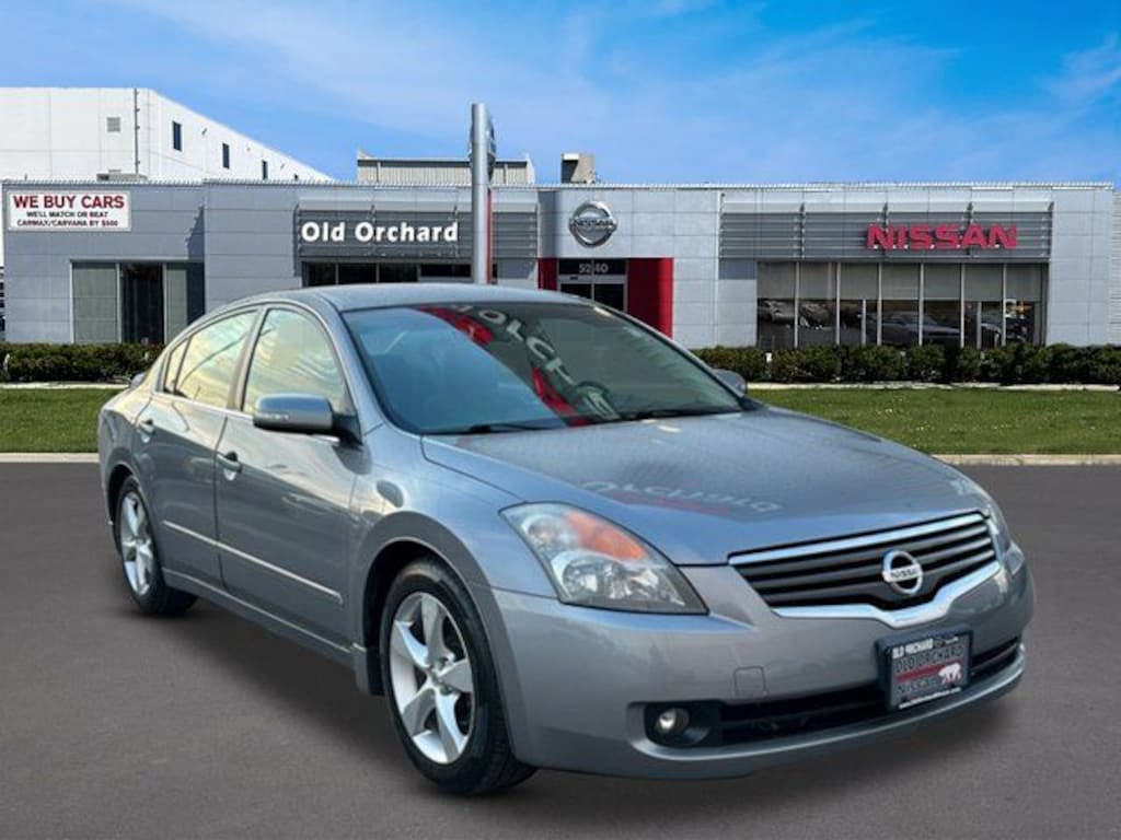 Used 2009 Nissan Altima 3.5 SE Sedan