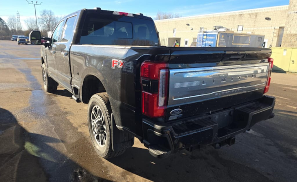 Used 2024 Ford F-250SD Limited Truck