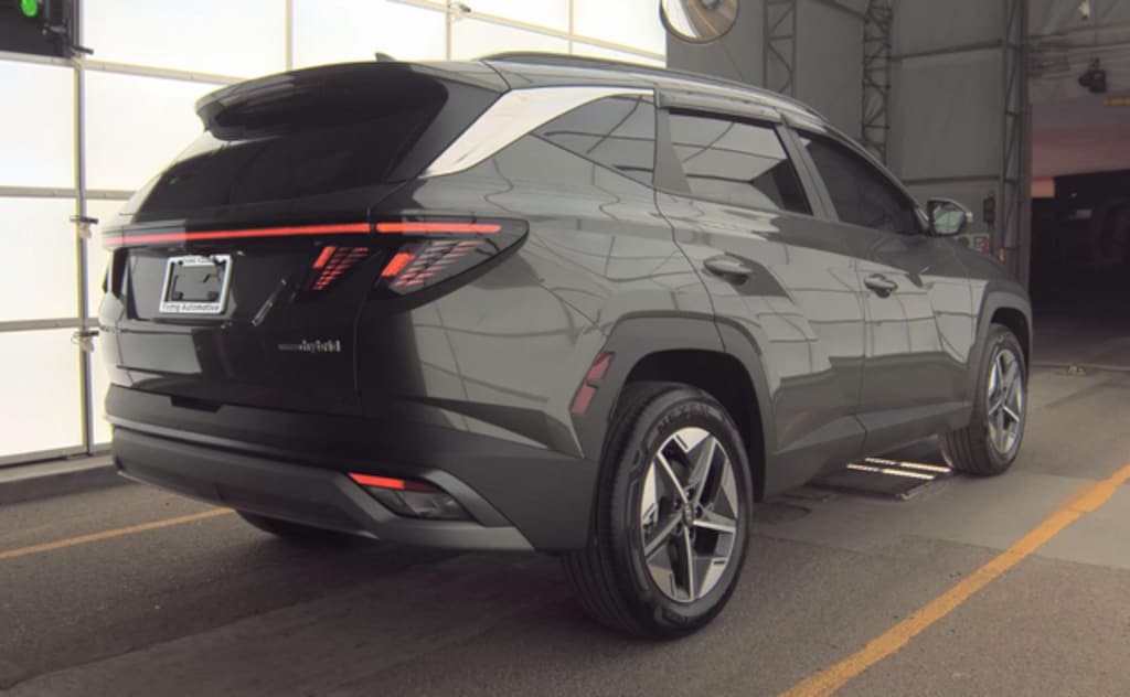 Used 2025 Hyundai Tucson Hybrid SEL Convenience SUV