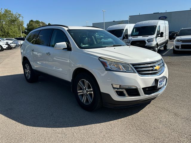 2015 Chevrolet Traverse 2LT photo 3