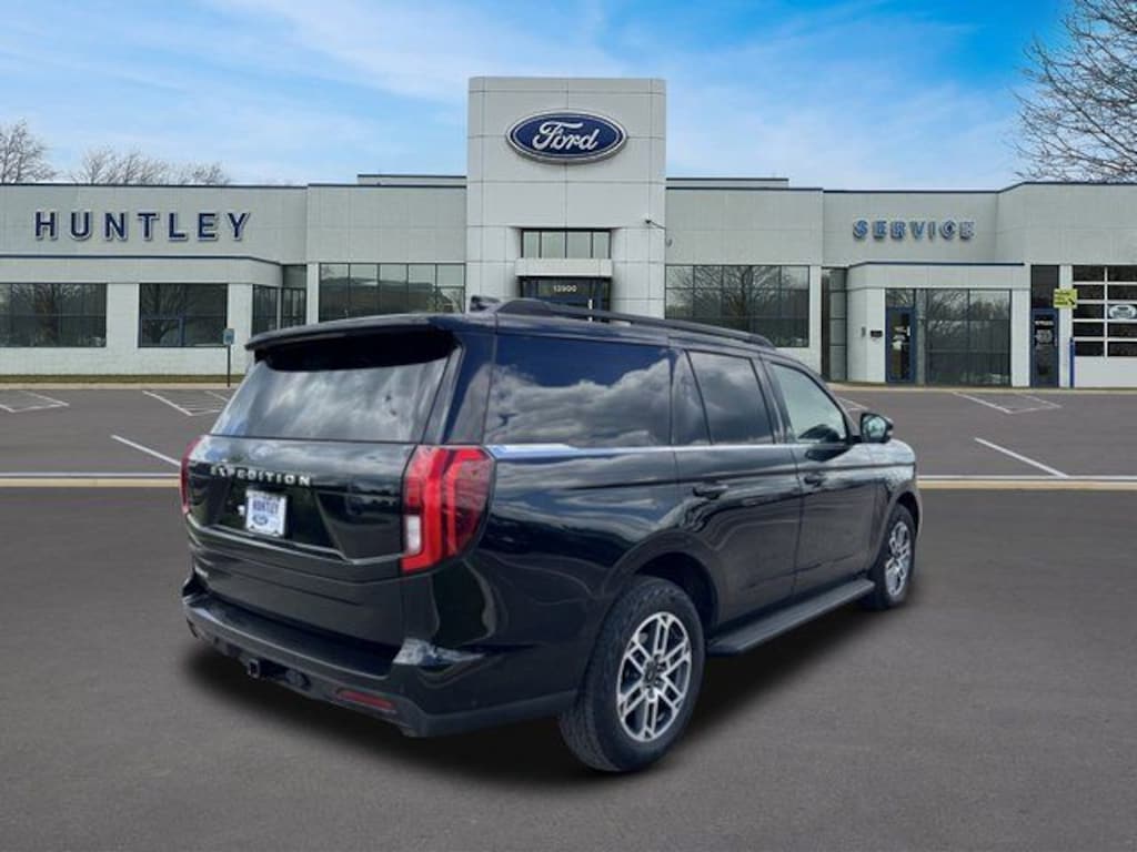 Used 2025 Ford Expedition Active SUV