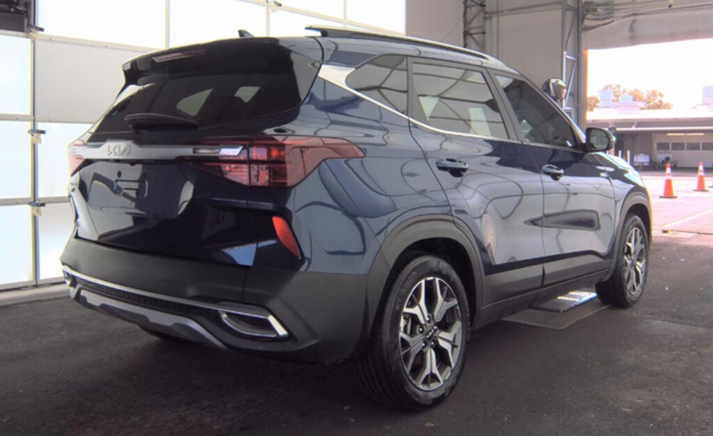 Used 2023 Kia Seltos EX SUV