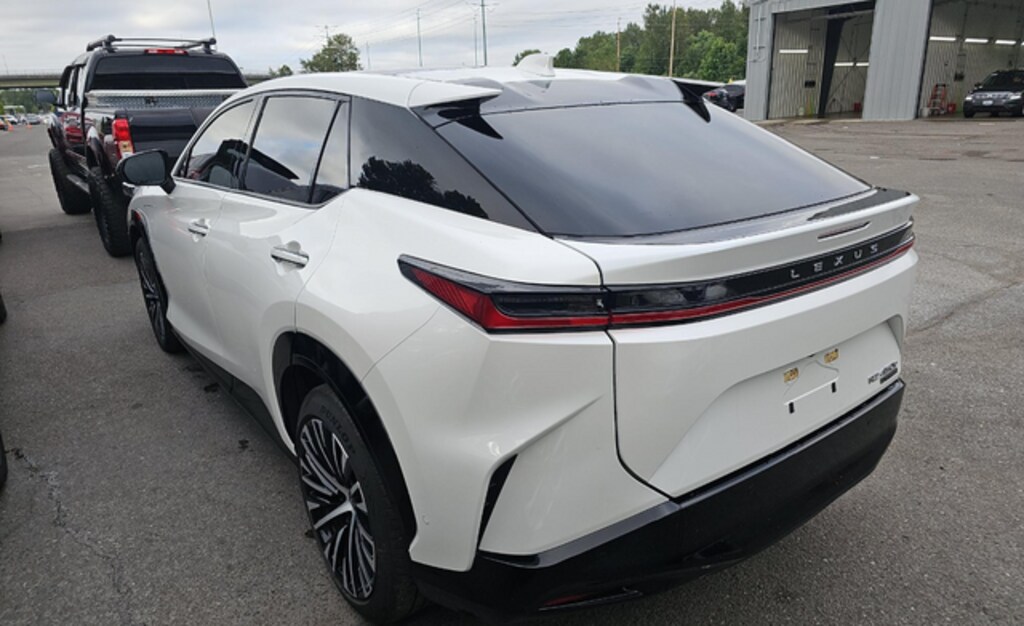 Used 2023 Lexus RZ 450e Luxury SUV