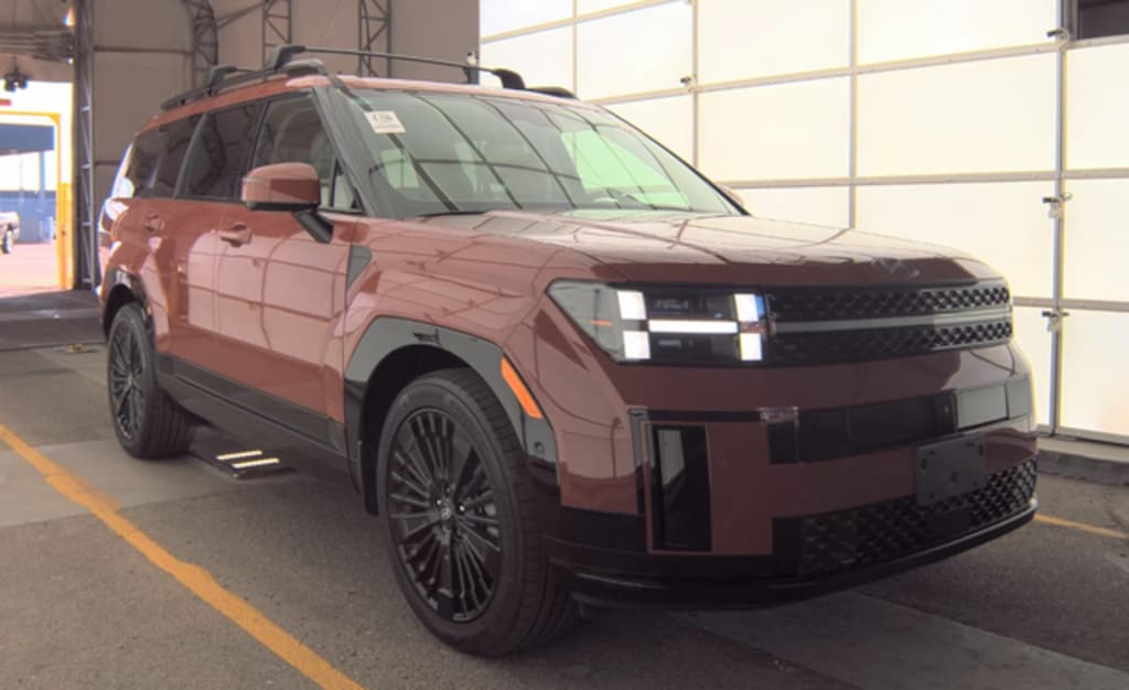 Used 2025 Hyundai Santa Fe Hybrid Calligraphy SUV