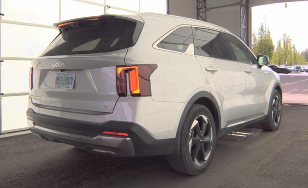 Used 2025 Kia Sorento Hybrid SX Prestige SUV