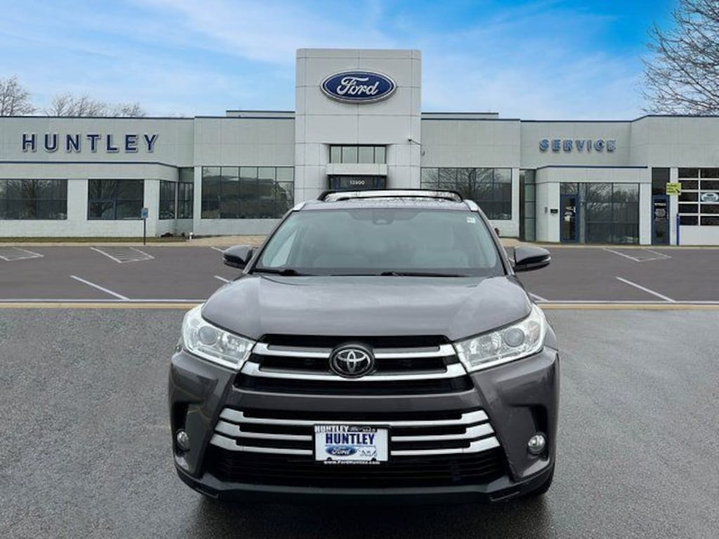 Used 2019 Toyota Highlander XLE SUV