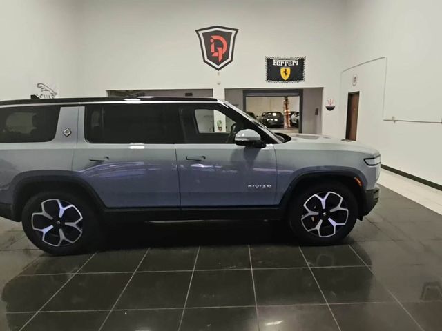 2023 Rivian R1S Adventure photo 4