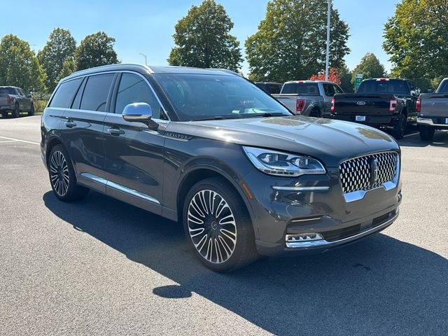 2022 Lincoln Aviator Black Label photo 3