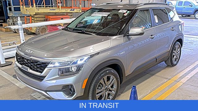 2023 Kia Seltos S's photo