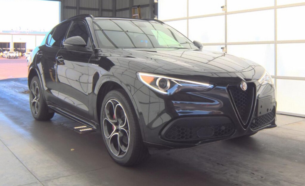 Used 2022 Alfa Romeo Stelvio Veloce SUV