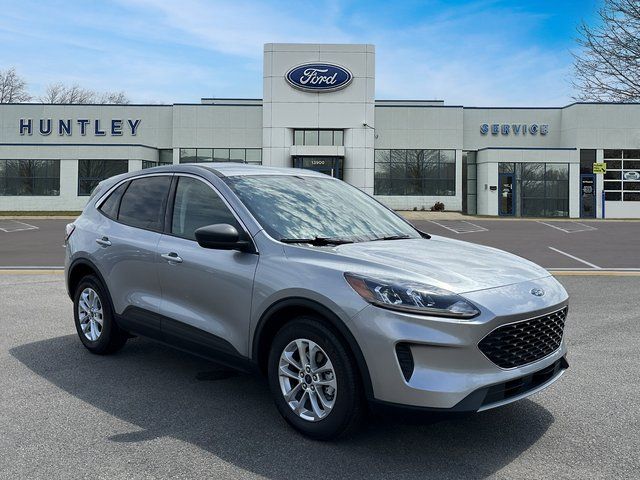2022 Ford Escape SE photo 2