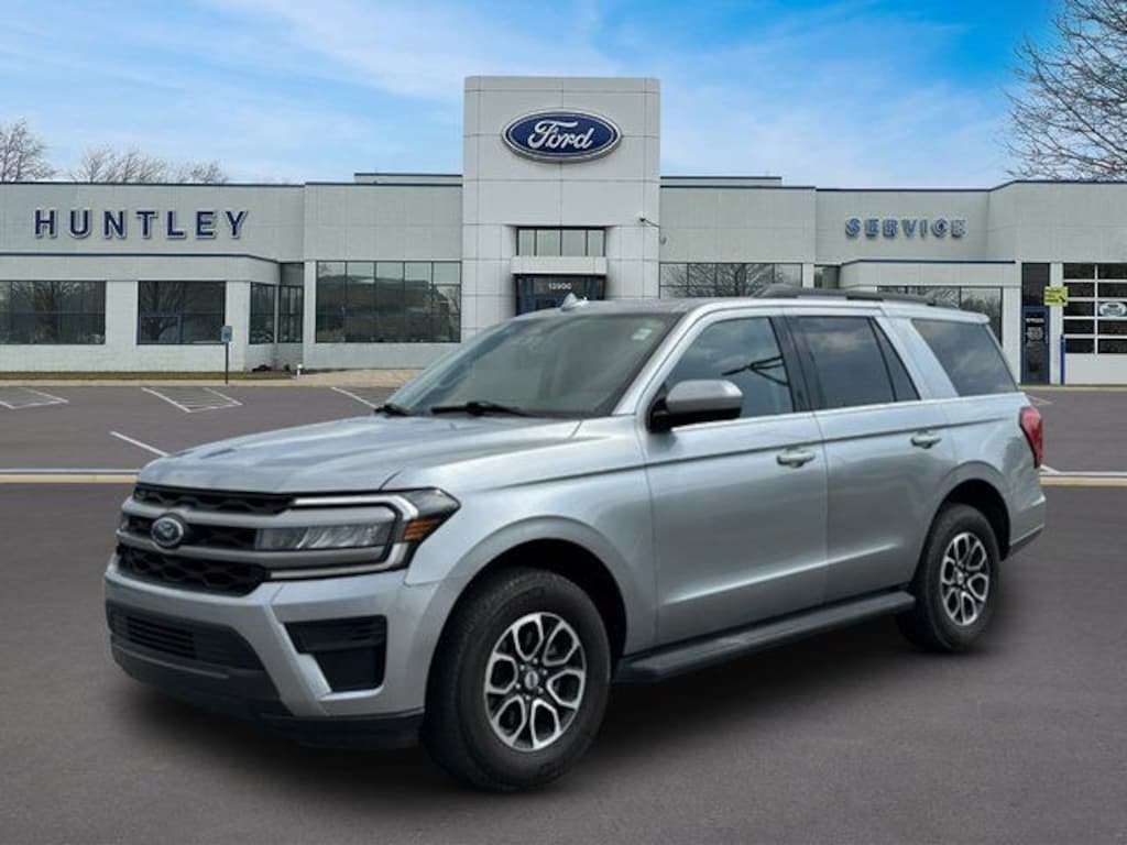 Used 2024 Ford Expedition XLT SUV