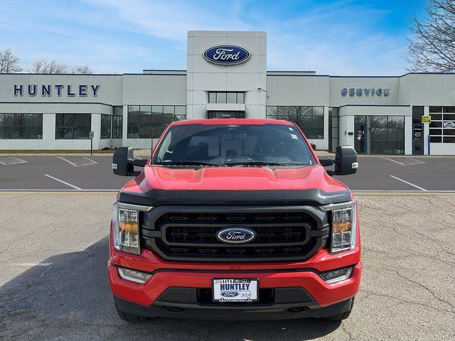 2022 Ford F-150 XLT photo 2