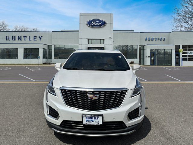 2021 Cadillac XT5 Premium Luxury photo 2