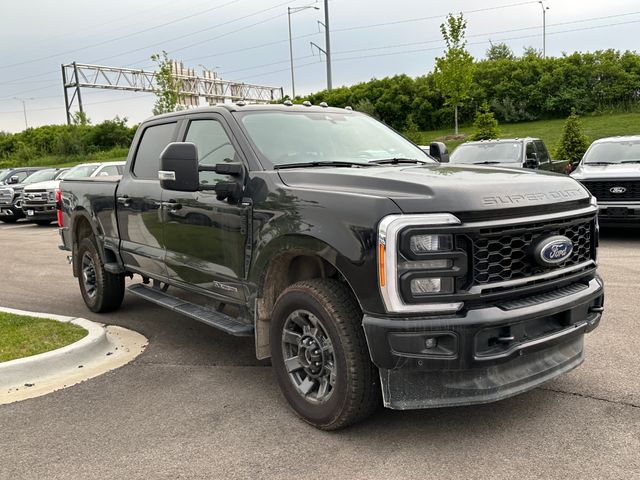 2023 Ford F-250 Lariat photo 3