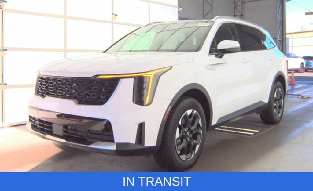 Used 2025 Kia Sorento S SUV