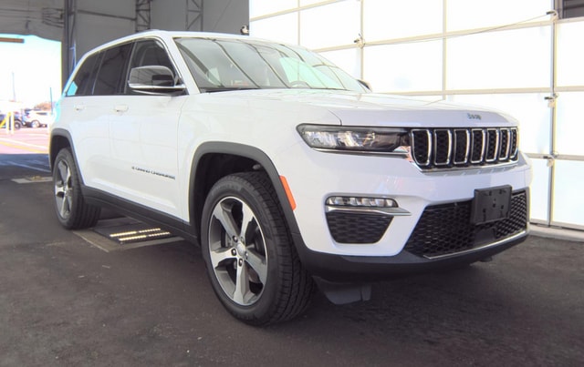 Used 2023 Jeep Grand Cherokee 4xe with VIN 1C4RJYB60P8792442 for sale in Huntley, IL