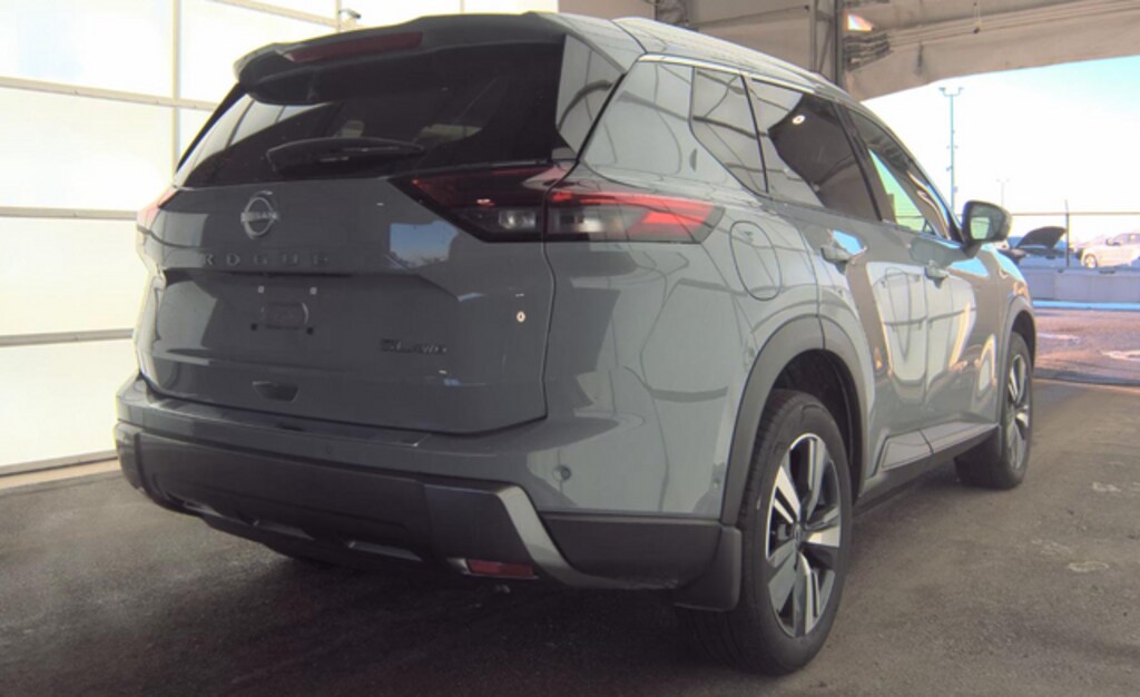 Used 2024 Nissan Rogue SL SUV