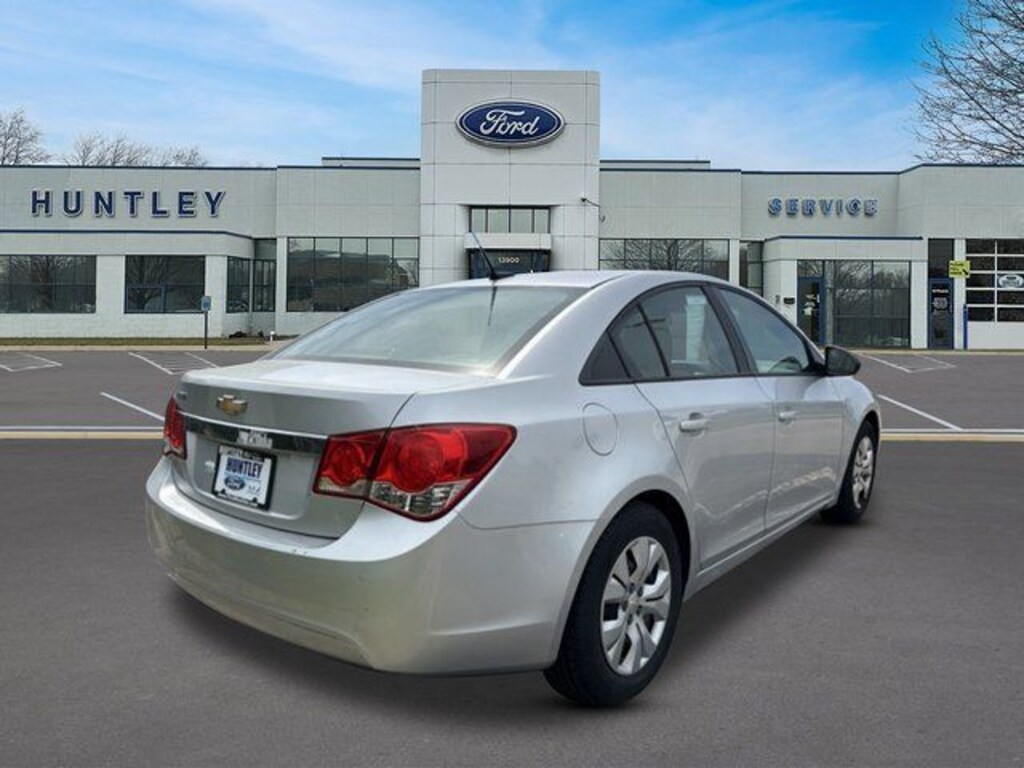 Used 2014 Chevrolet Cruze LS Sedan