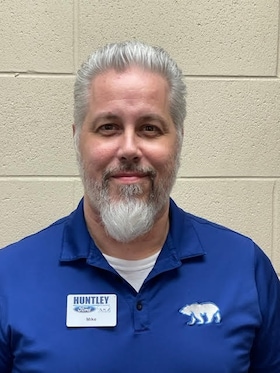 Staff member Mike Cernuska from ead41d2558fe