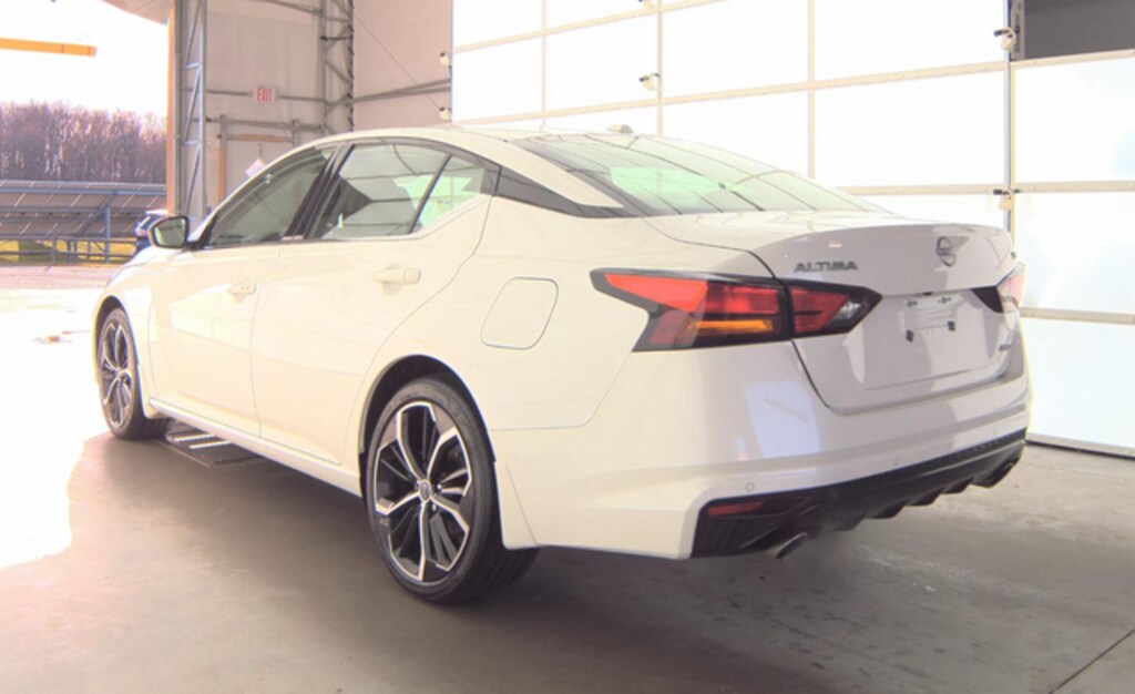 Used 2024 Nissan Altima 2.5 SR Sedan
