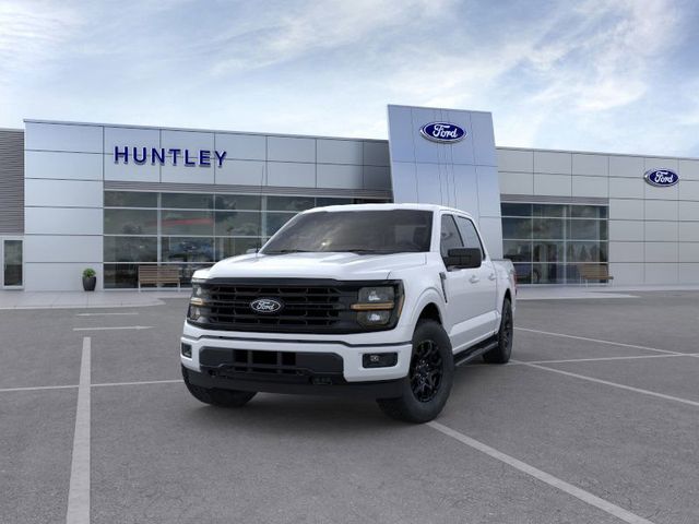 2025 Ford F-150 XLT photo 2