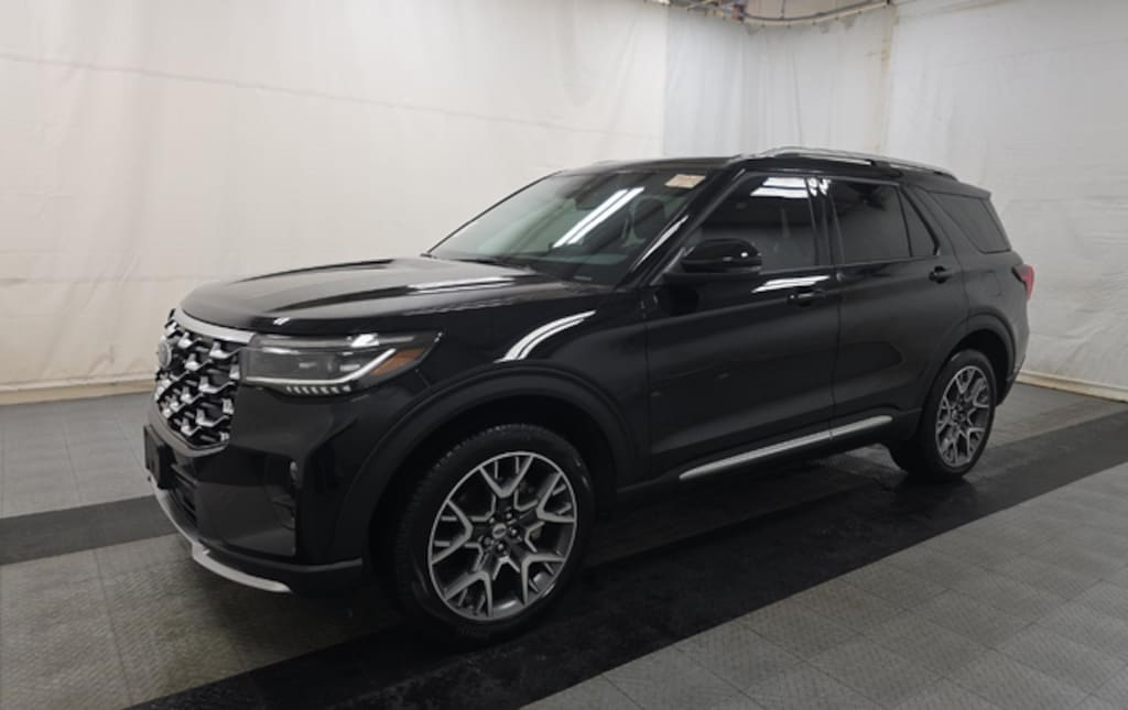 Used 2025 Ford Explorer Platinum SUV