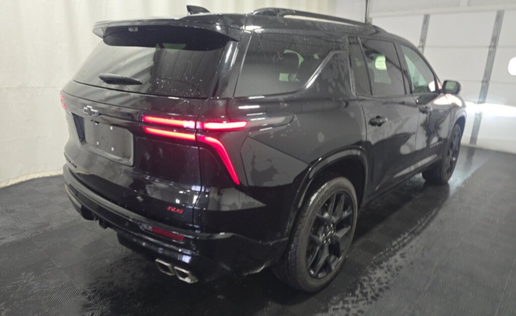 Used 2024 Chevrolet Traverse RS SUV