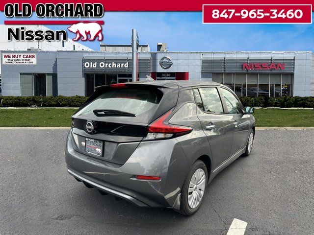 2024 Nissan Leaf S photo 4