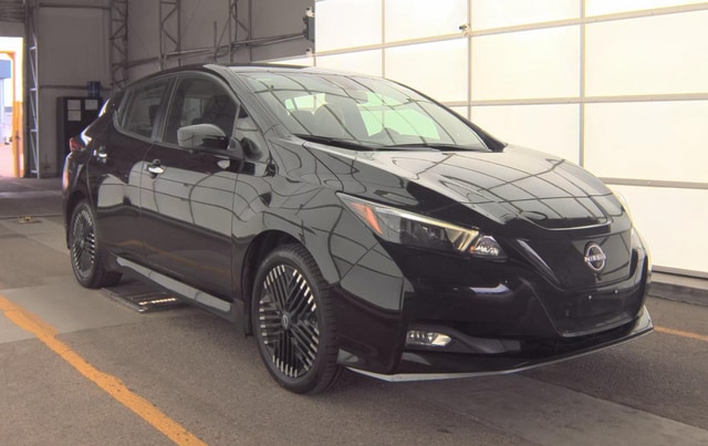 Used 2023 Nissan Leaf SV Plus with VIN 1N4CZ1CV4PC558688 for sale in Huntley, IL