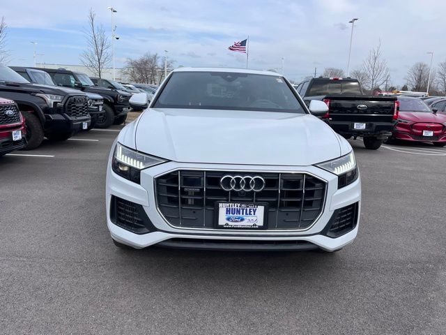 2022 Audi Q8 55 Prestige photo 2