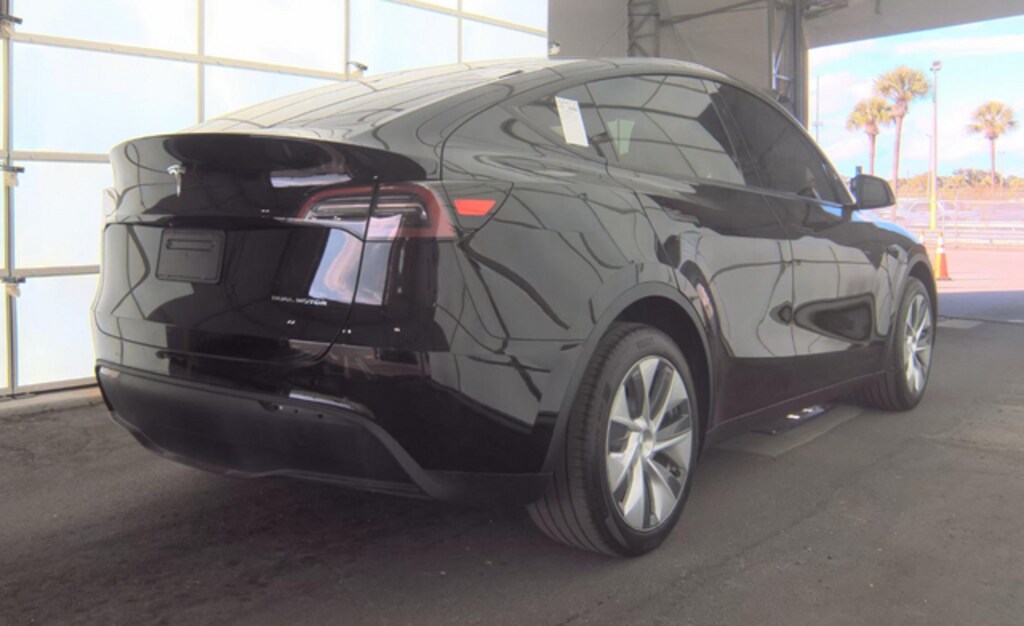 Used 2023 Tesla Model Y Long Range SUV