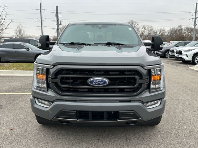 2021 Ford F-150 XLT photo 2