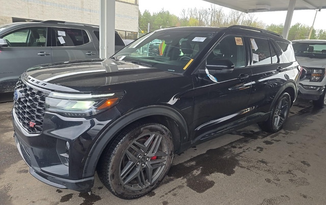2025 Ford Explorer ST 4WD (PL535)'s photo