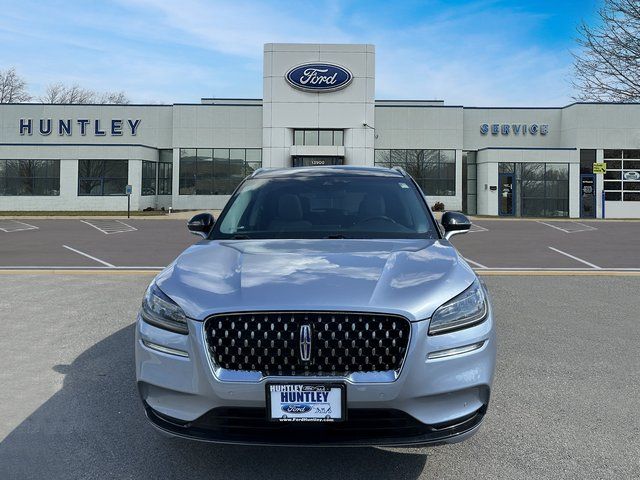 2022 Lincoln Corsair Grand Touring photo 2