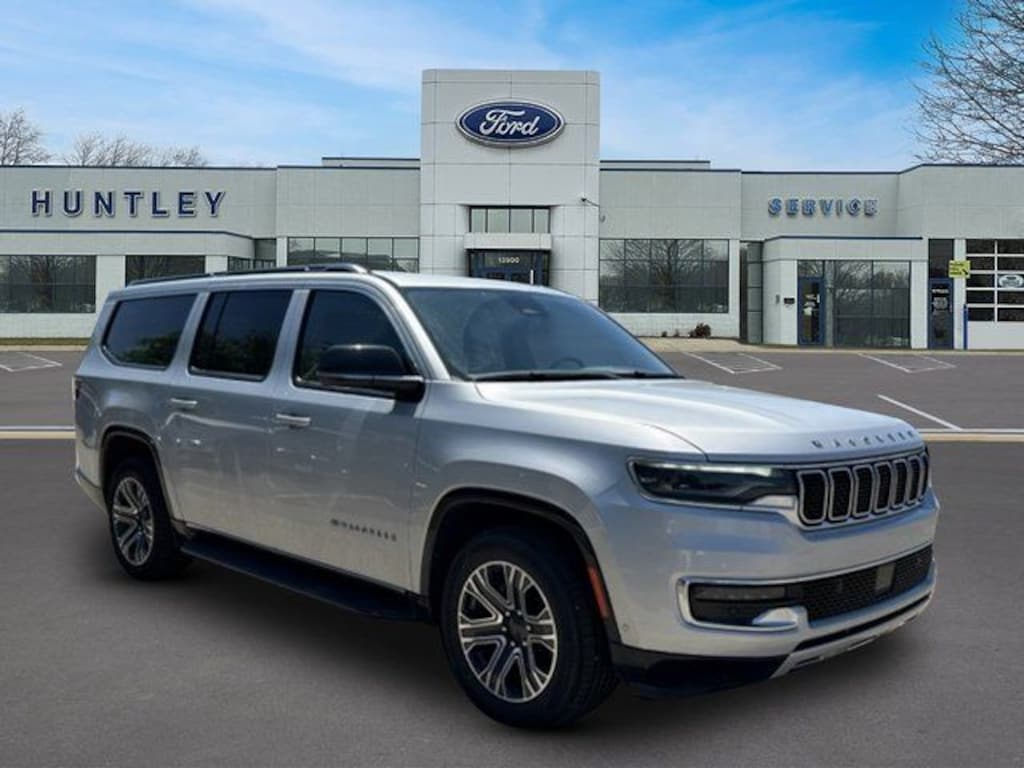 Used 2024 Jeep Wagoneer L Series II SUV