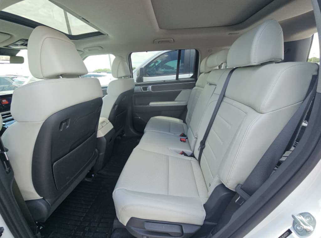 Used 2025 Hyundai Santa Fe Hybrid Limited SUV