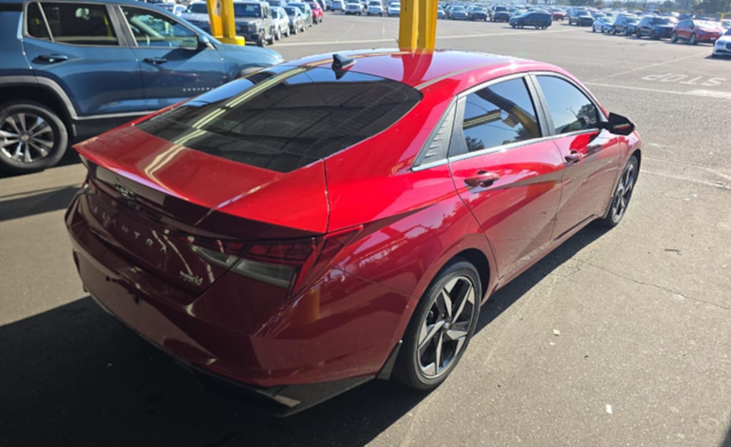 Used 2023 Hyundai Elantra Hybrid Limited Sedan