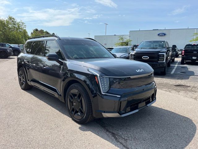 Used 2024 Kia EV9 GT-Line with VIN KNDAEFS5XR6022647 for sale in Huntley, IL