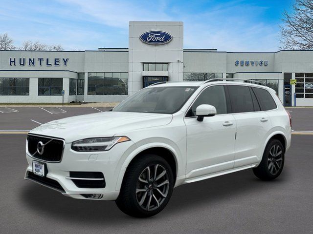 2018 Volvo XC90 T5 AWD Momentum's photo
