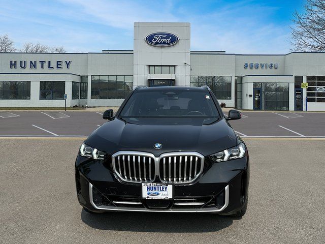 Used 2024 BMW X5 40i with VIN 5UX23EU01R9U86560 for sale in Huntley, IL