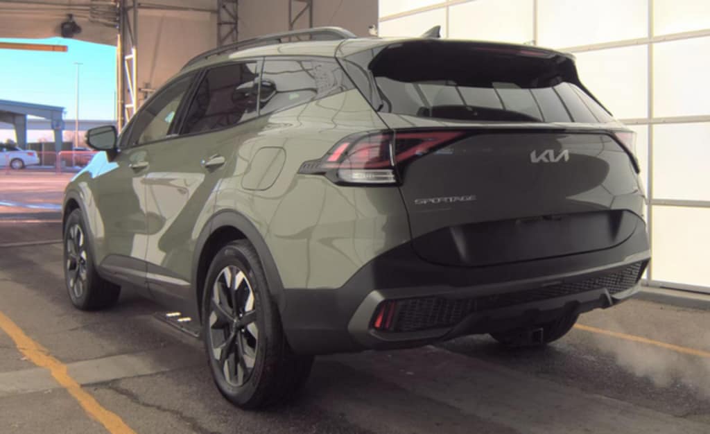 Used 2023 Kia Sportage Plug-In Hybrid X-Line SUV