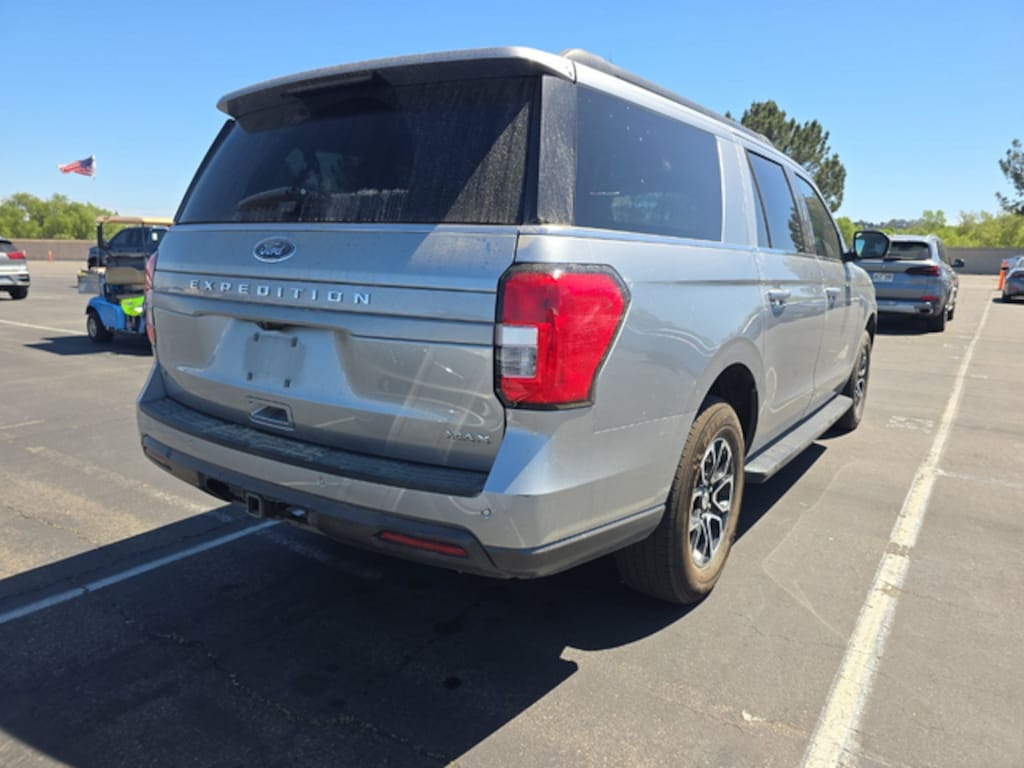 Used 2024 Ford Expedition Max XLT SUV