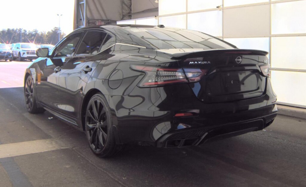 Used 2023 Nissan Maxima SR Sedan