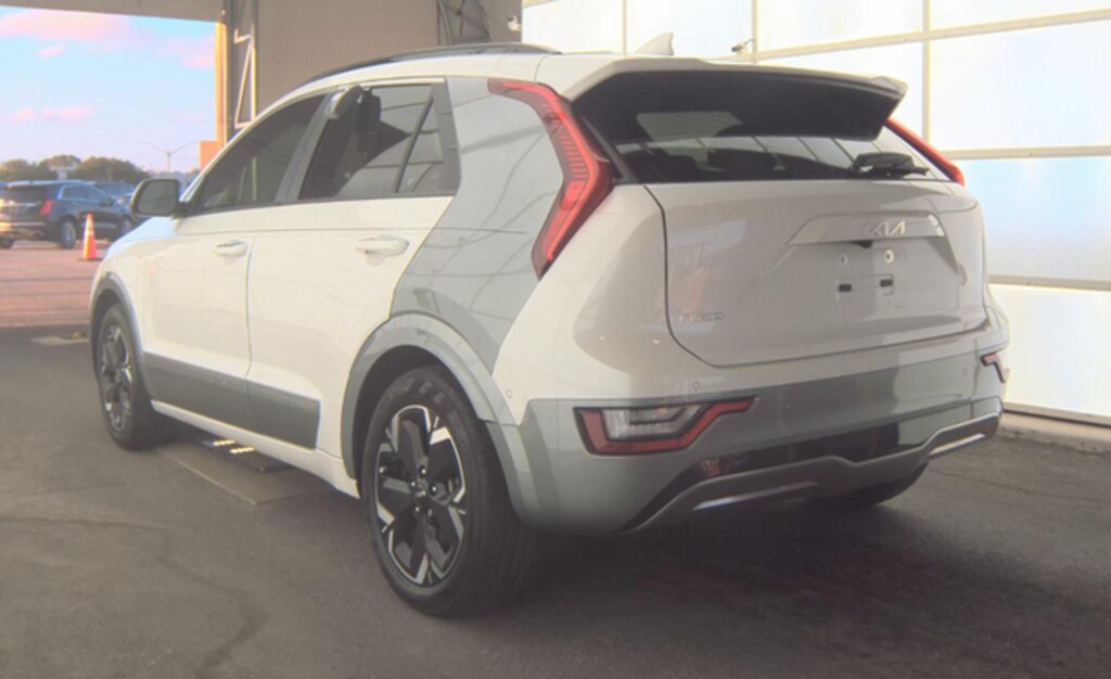Used 2023 Kia Niro EV Wave SUV